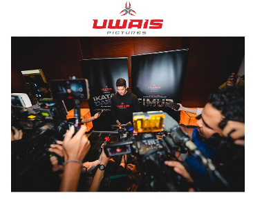 Aktor Iko Uwais saat perilisan Uwais Pictures. (Foto/Instagram/Uwais Pictures)