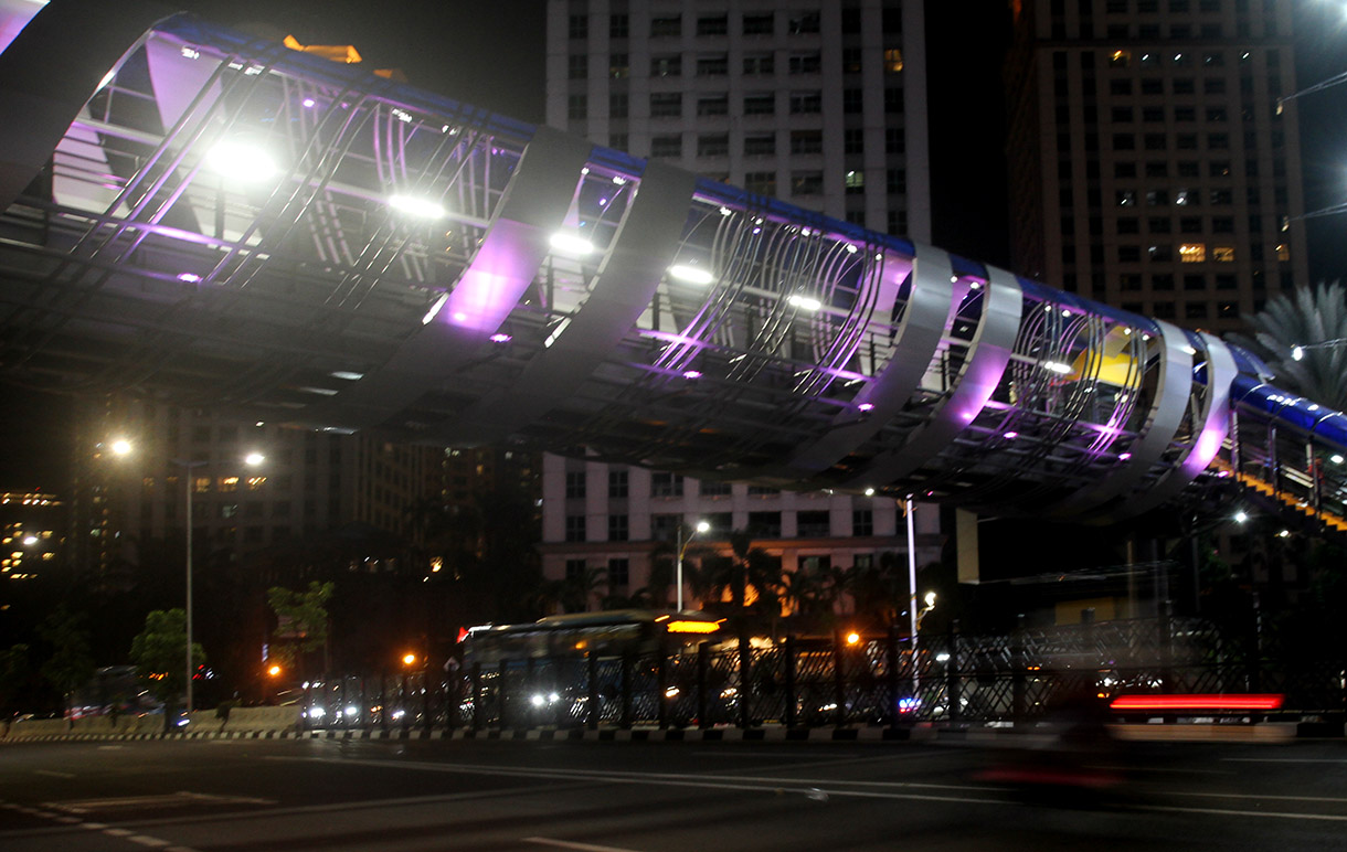 JPO di Jalan K.H Mas Mansyur, Jakarta. (BeritaNasional/Oke Atmaja)