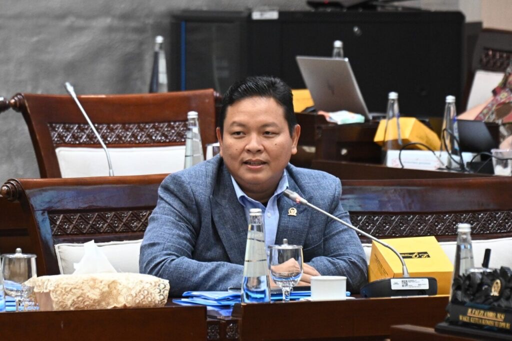 Anggota Komisi XI DPR RI Jefry Romdonny. (Foto/Istimewa).