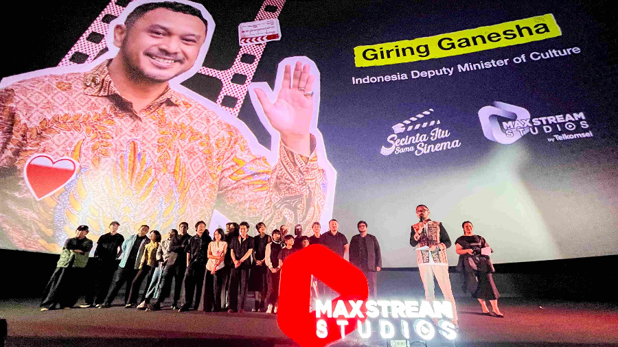 Wakil Menteri Kebudayaan Republik Indonesia, Giring Ganesha, turut hadir memberikan apresiasi dalam screening tiga film pendek yang terpilih dari program SISS. (Foto/Doc. Telkomsel)