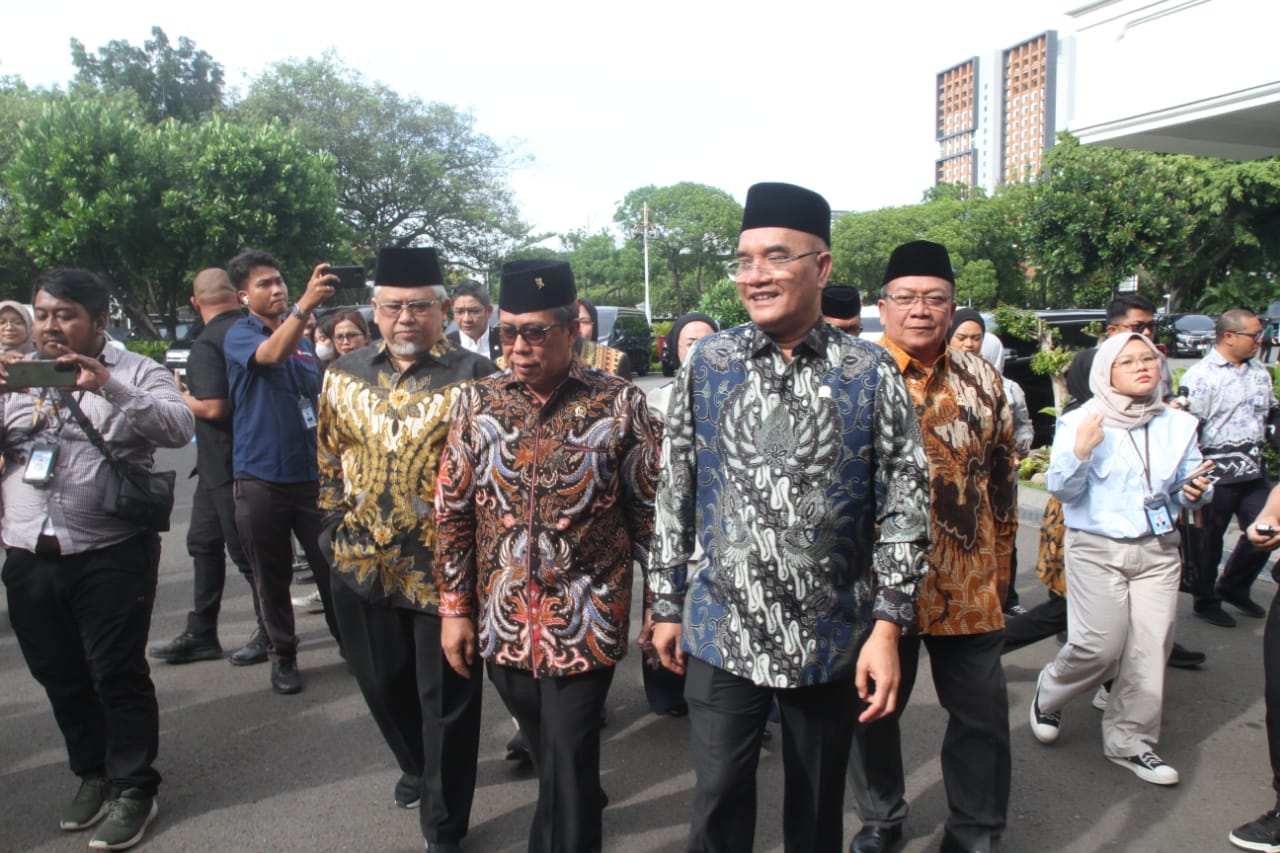 Panja Haji sambangi Istana (Beritanasional/Oke Atmaja)