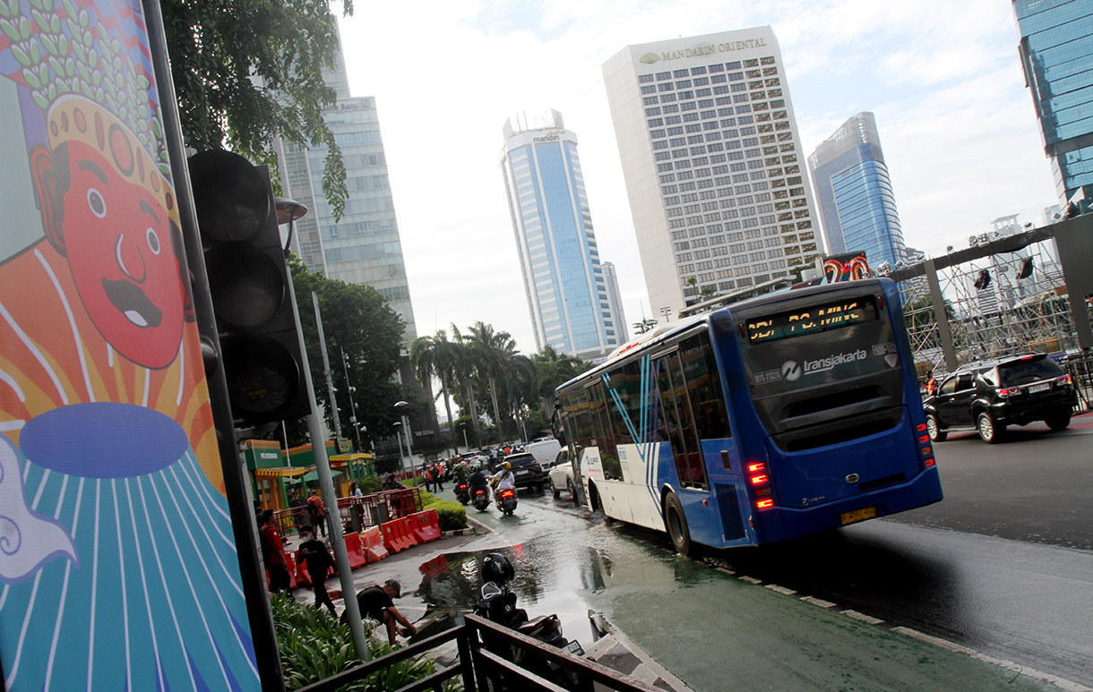 Suasana di kawasan MH Thamrin, Jakarta, Senin (31/12/2024). (BeritaNasional.com/Oke Atmaja)