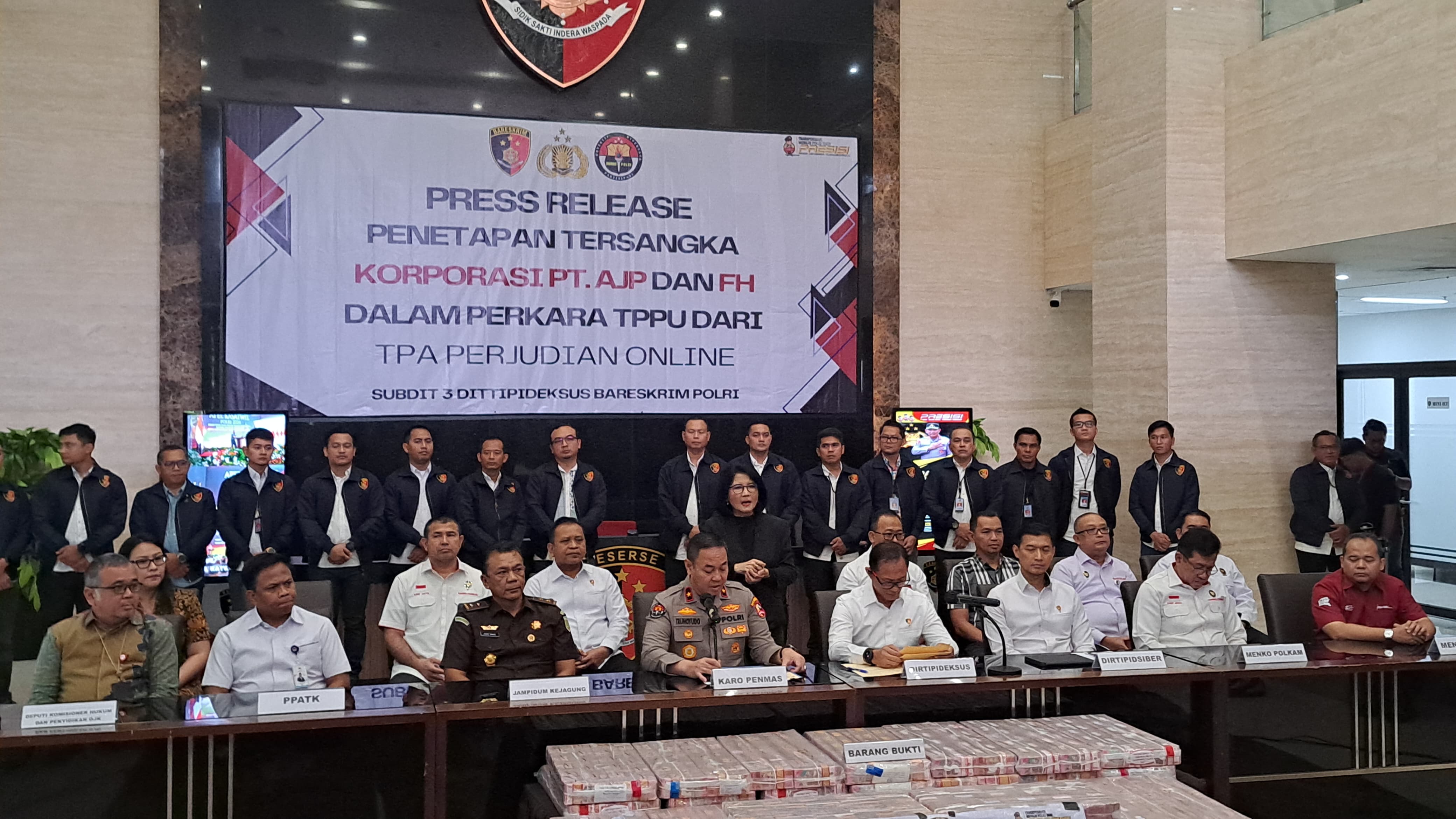 Jumpa pers rilis kasus TPPU judi online (BeritaNasional/Bachtiarudin Alam))