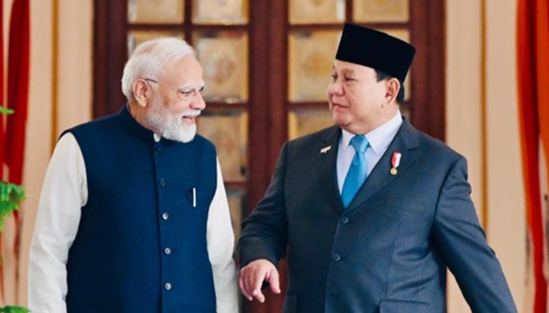 Presiden Indonesia Prabowo Subianto berbincang dengan PM India Narendra Modi. (Foto/Tim Prabowo)