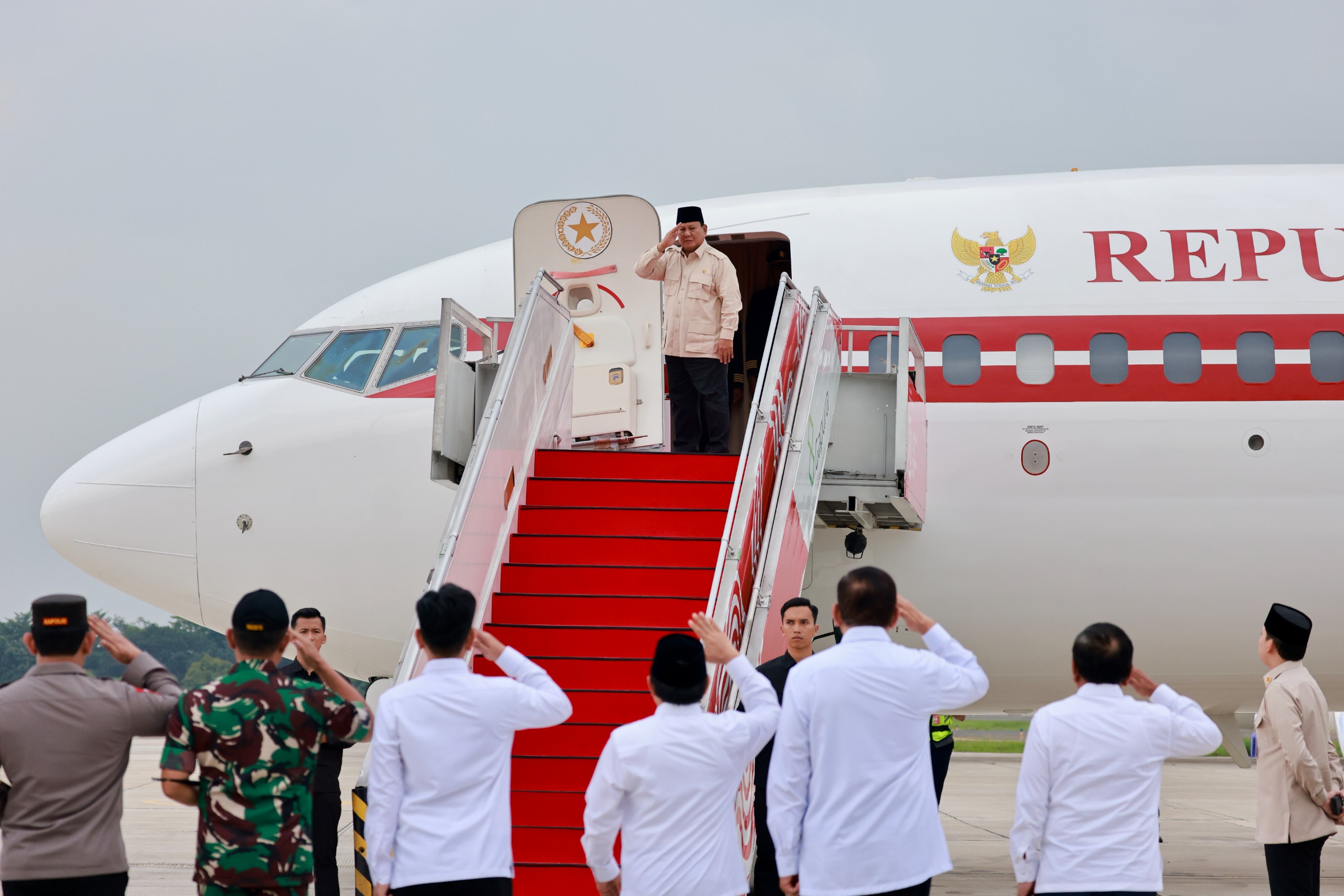 Presiden Prabowo take off menuju India di Lanud Halim Perdana Kusuma. (Foto/Tim Prabowo).