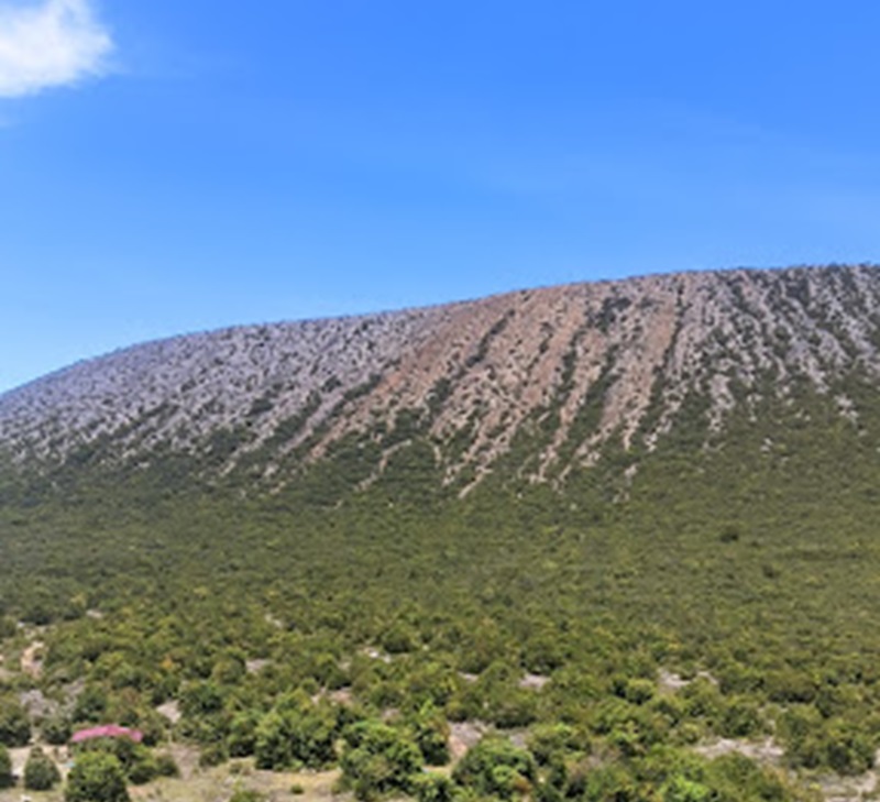 Ilustrasi Gunung Dempo (Foto/Raka Rozzz)