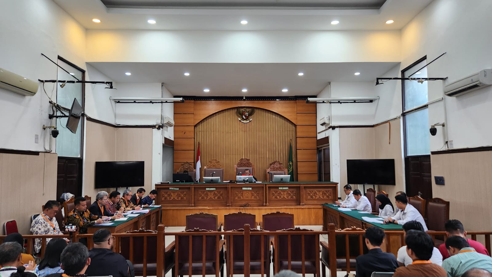 Suasana sidang praperadilan Hasto Kristiyanto di PN Jaksel. (BeritaNasional/Panji)