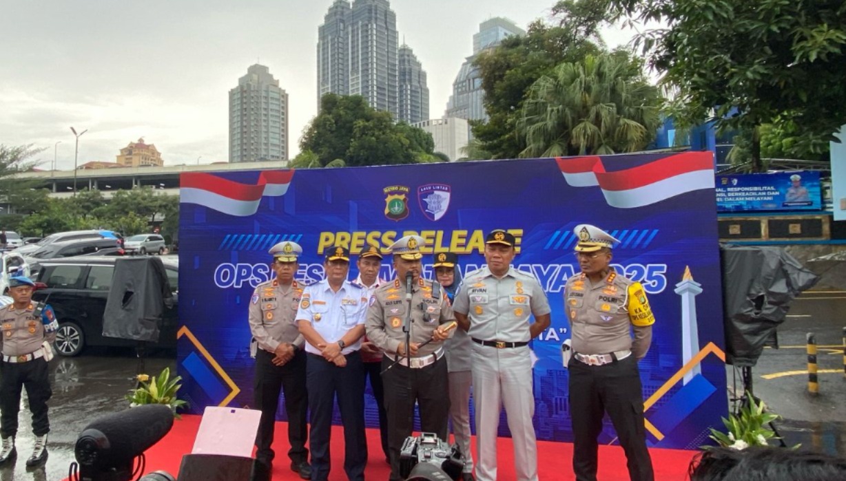 Polda Metro Tindak 100 Travel Gelap. (Foto/Istimewa).