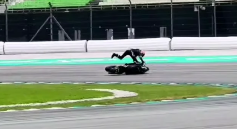 Juara dunia MotoGP Jorge Martin kecelakaan saat uji coba pramusim 2025. (Foto/Youtube)