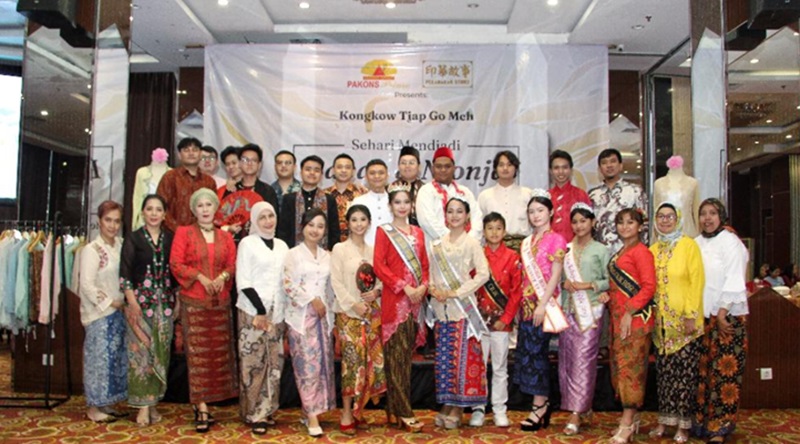 Melestarikan budaya peranakan (Foto/Randy)