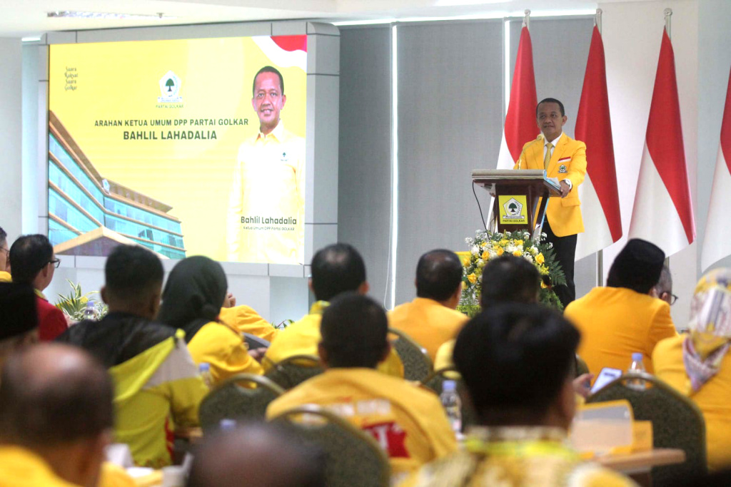 Ketum Golkar saar rakernas partai. (BeritaNasional/Oke Atmaja)