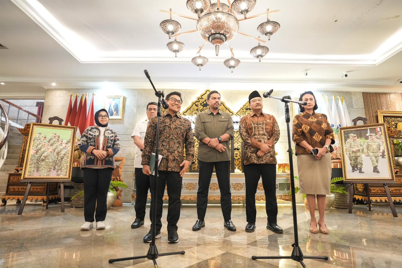 Muhaimin usai mengikuti mengikuti agenda Rapat Tingkat Menteri (RTM). (Foto/Istimewa).