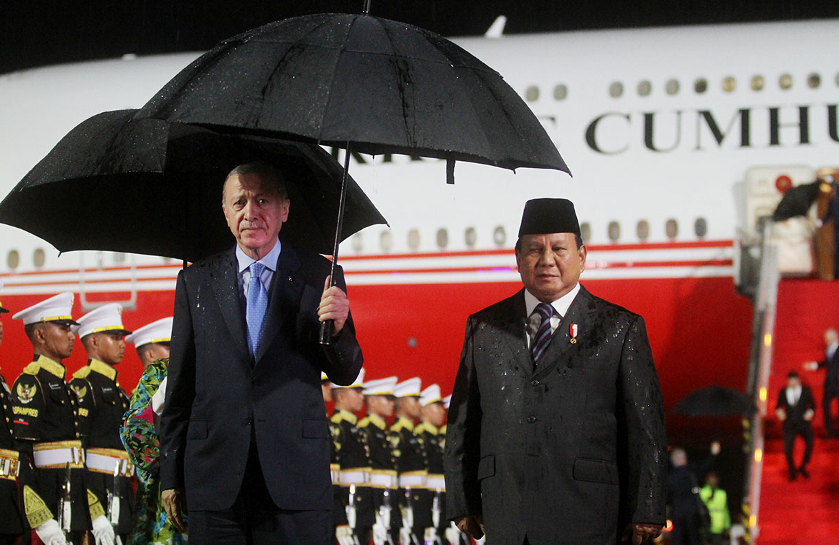 Presiden Prabowo Subianto (kanan) bersama Presiden Turki Recep Tayyip Erdogan. (BeritaNasional/Oke Atmaja).