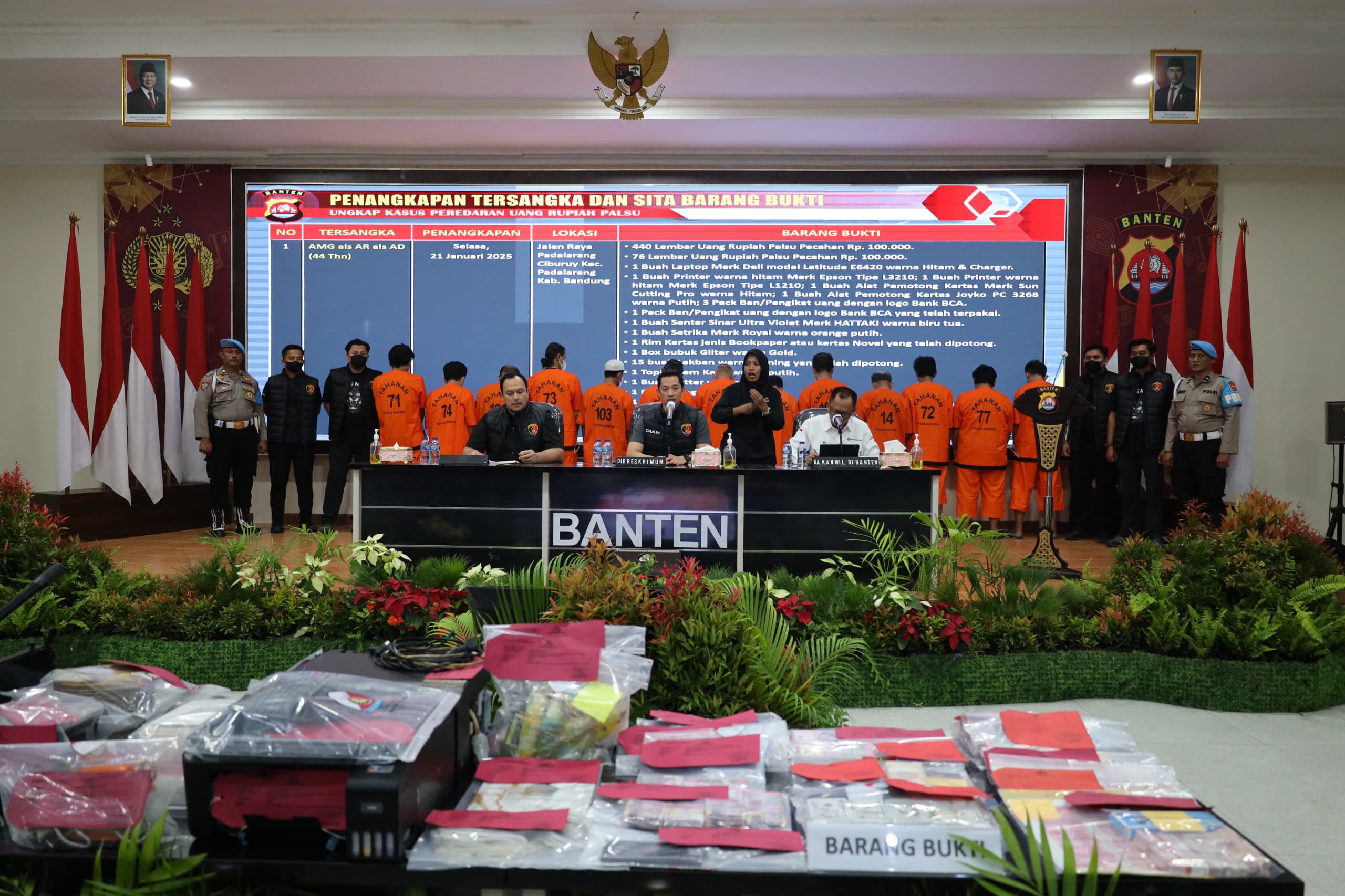 Polda Banten berhasil mengungkap peredaran uang palsu. (BeritaNasional/Bachtiarudin)