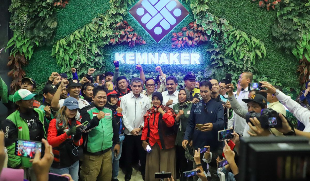 Menteri Ketenagakerjaan (Menaker) Yassierl saat menerima perwakilan Ojol. (Foto/Kemnaker).