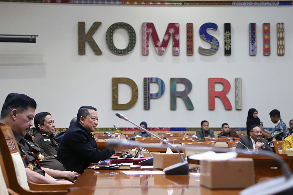 RDPU Komisi III bersama Jampidsus. (BeritaNasional/Elvis).