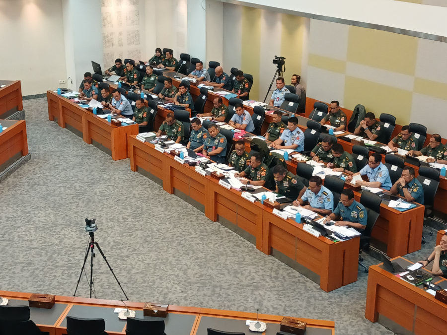 TNI rapat dengan DPR (Beritanasional/Ahda)