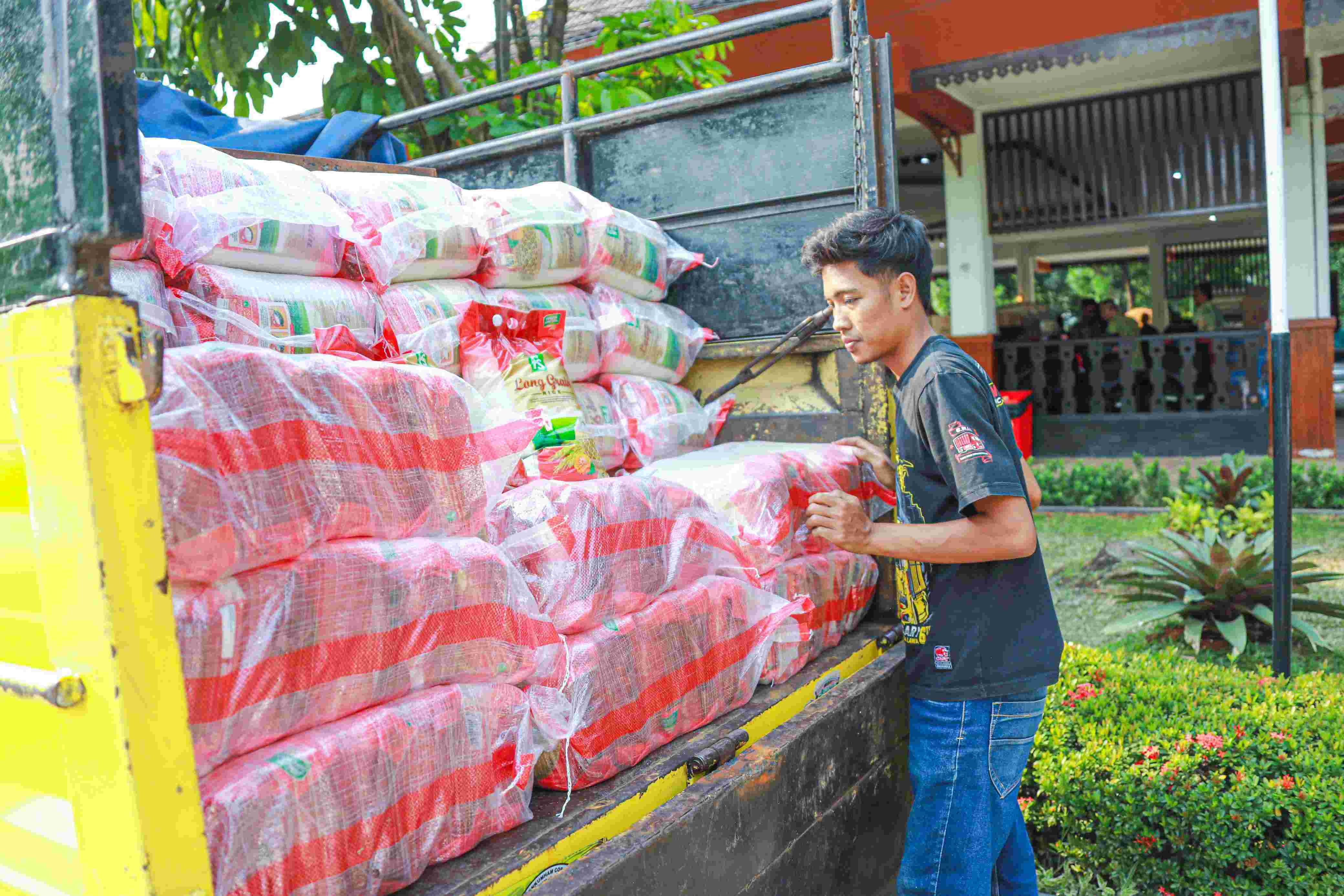 Bantuan Pemprov Jakarta untuk korban banjir Bekasi. (Foto/Pemprov Jakarta)