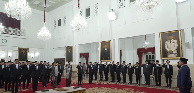 Suasana pelantikan duta besar di Istana Negara Jakarta. (Foto/YouTube/Setpres)