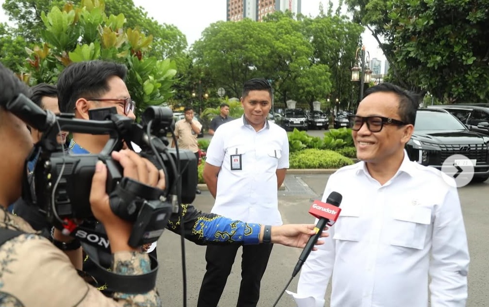 Wakil Menteri Ketenagakerjaan (Wamenaker) Immanuel Ebenezer di Istana Negara. (BeritaNasional/instagram)