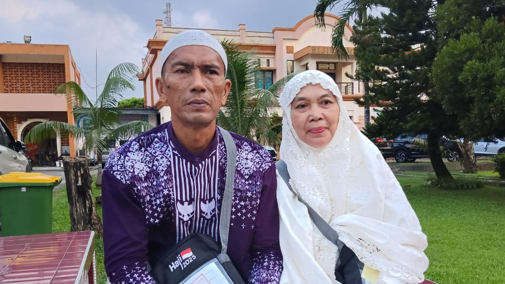 Pasutri Asal Sergai Akhirnya Berangkat Haji. (Foto/Kemenag RI)