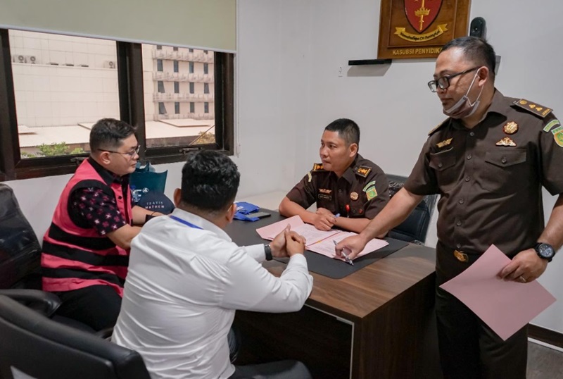 9 Tersangka Kasus Impor Gula Bakal Naik ke Meja Hijau Kejagung tangani kasus gula impor (Beritanasional/Bachtiar)