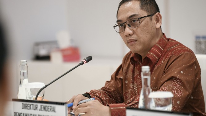 Diduga Langgar Ketentuan, Komdigi Bekukan Sementara Worldcoin dan WorldID Direktur Jenderal Pengawasan Ruang Digital Komdigi, Alexander Sabar. (Foto/Istimewa).