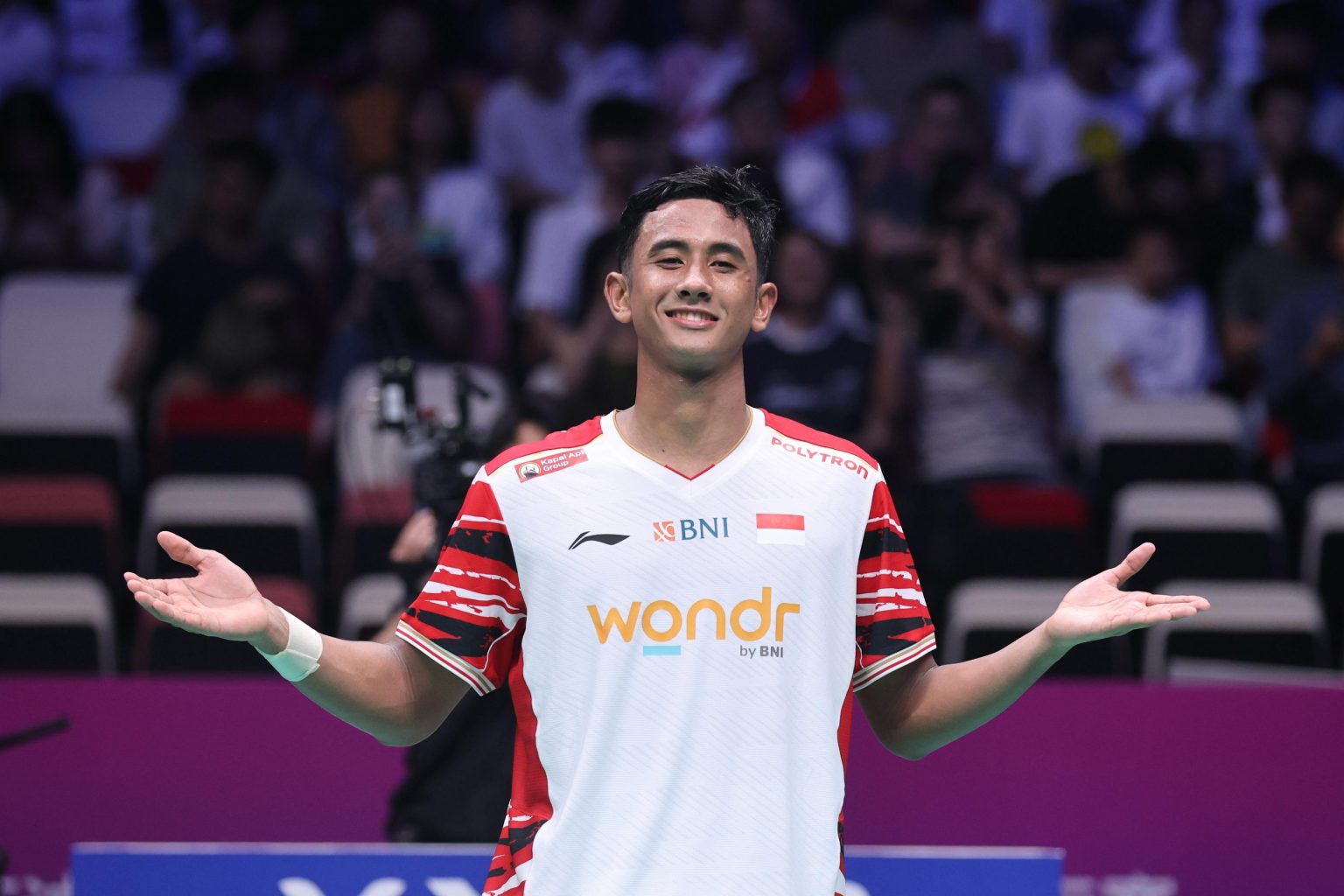 Evaluasi Piala Sudirman 2025, PBSI Soroti Regenerasi dan Pemain muda Potensial Pebulu tangkis tunggal putra potensial Alwi Farhan saat berlaga di Piala Sudirman 2025. (Foto/PBSI)