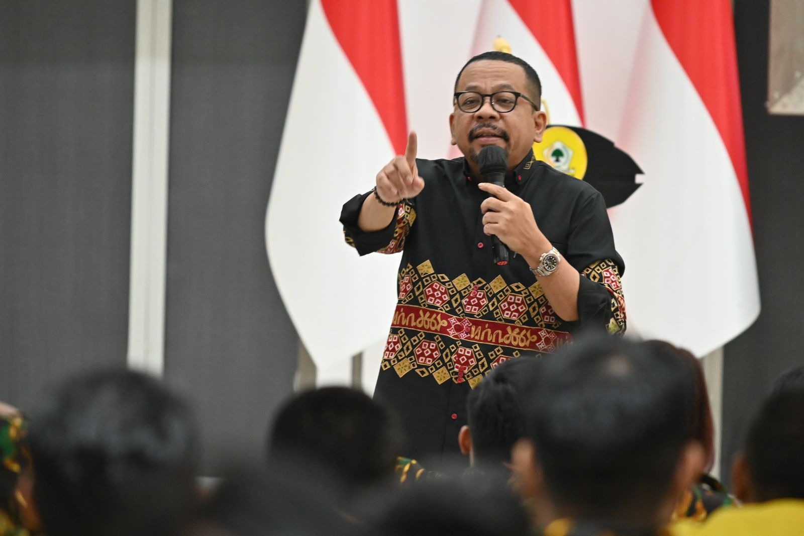 Direktur Eksekutif Indo Barometer M. Qodari memberikan materi dalam Diklat hari kedua Kader Muda AMPG. (Foto/Istimewa)