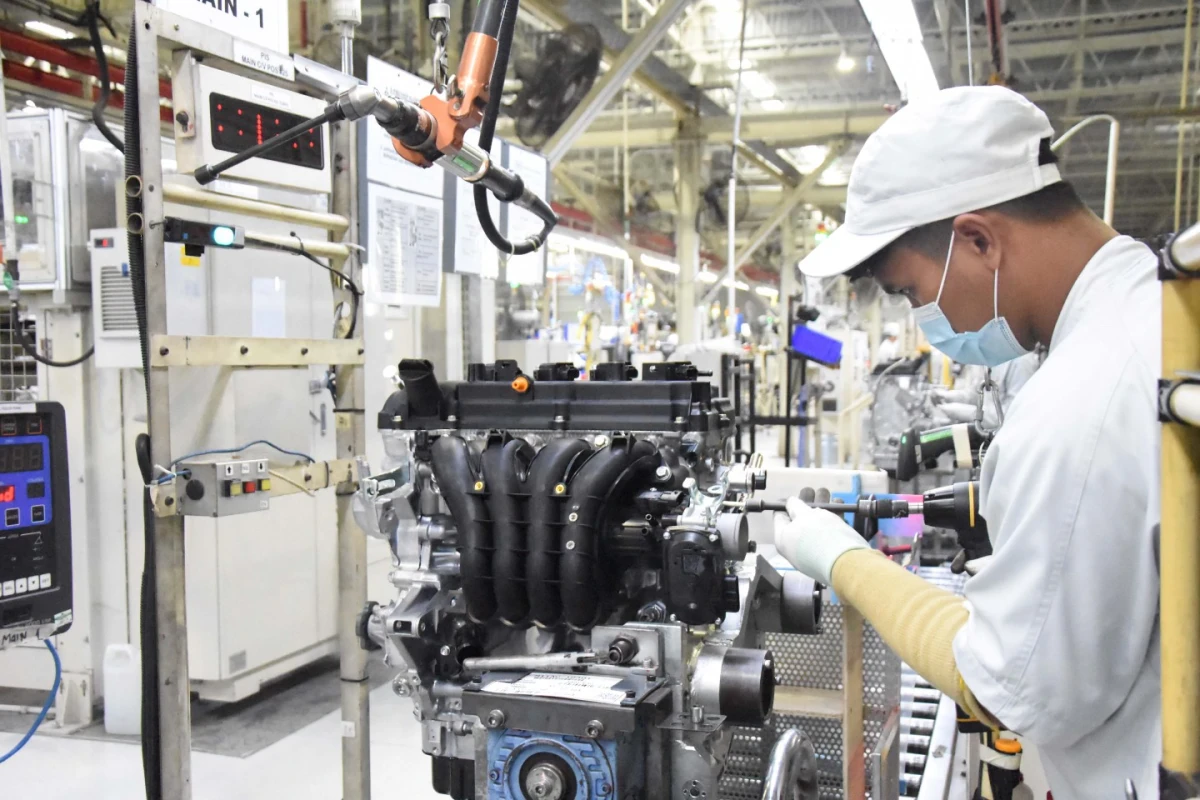 Ilustrasi perakitan mesin Mitsubishi. (Foto/Mitsubishi Motors)