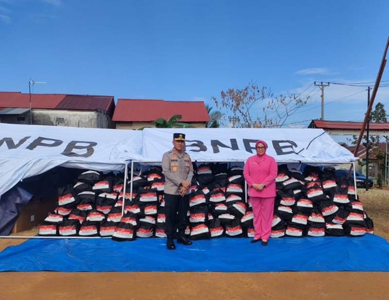 Kapolri kirim bantuan 5.000 paket sembako (Beritanasional/Bachtiar)