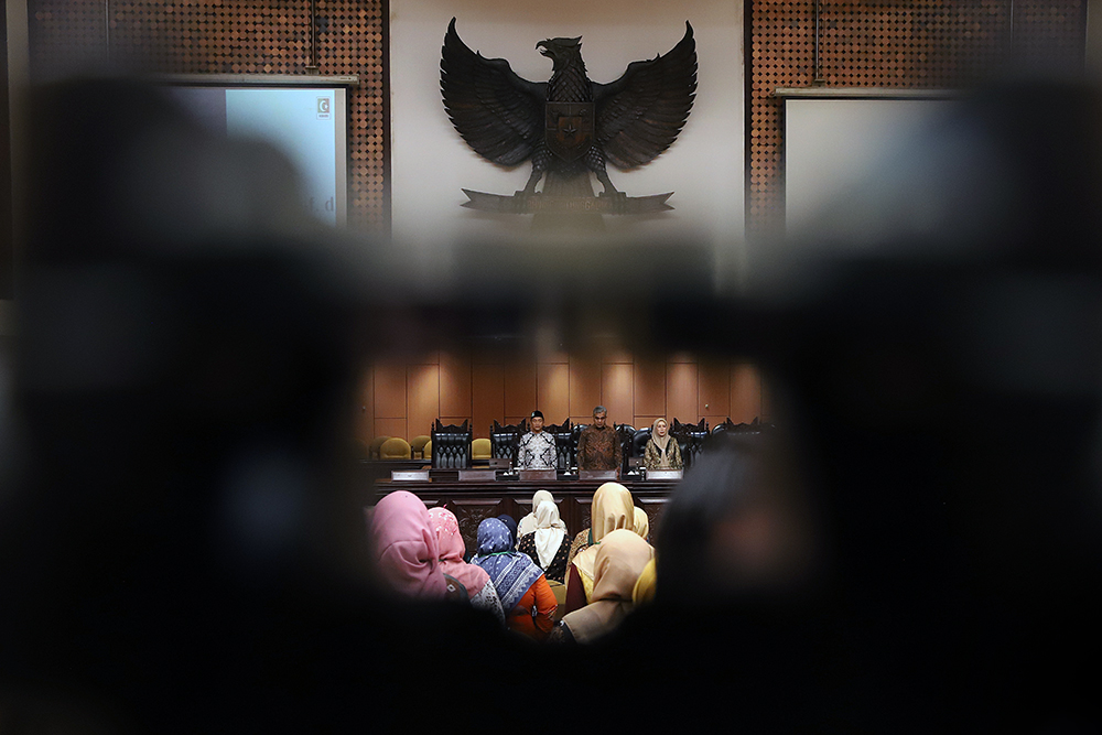 Ketu MPR RI Ahmad Muzani membuka dan sekaligus menjadi pembicara dalam seminar nasional Forhati. (BeritaNasional/Elvis Sendouw)