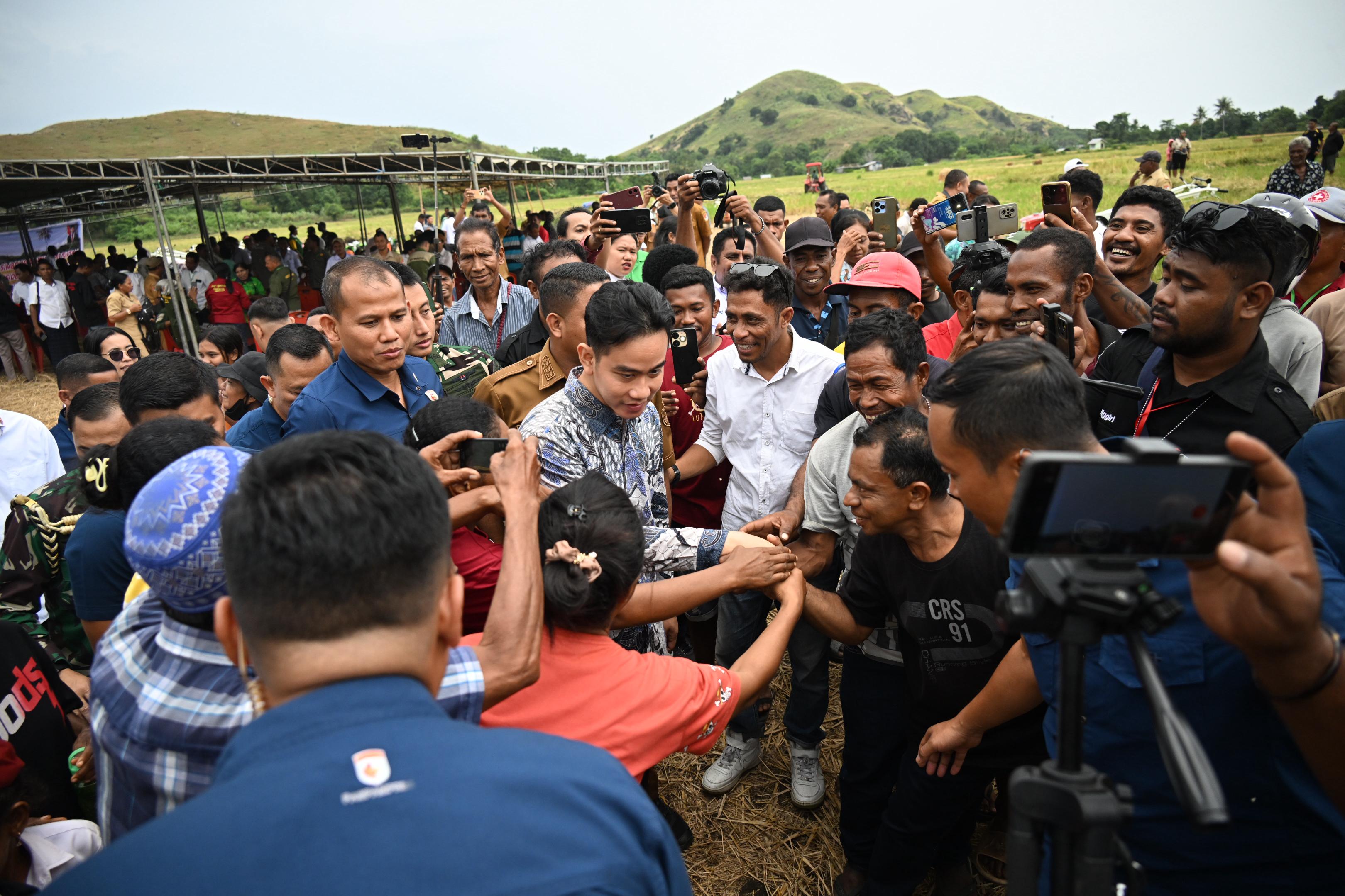 Wakil Presiden Gibran Rakabuming mengunjungi NTT. (BeritaNasional/Elvis Sendouw/HO Setwapres)