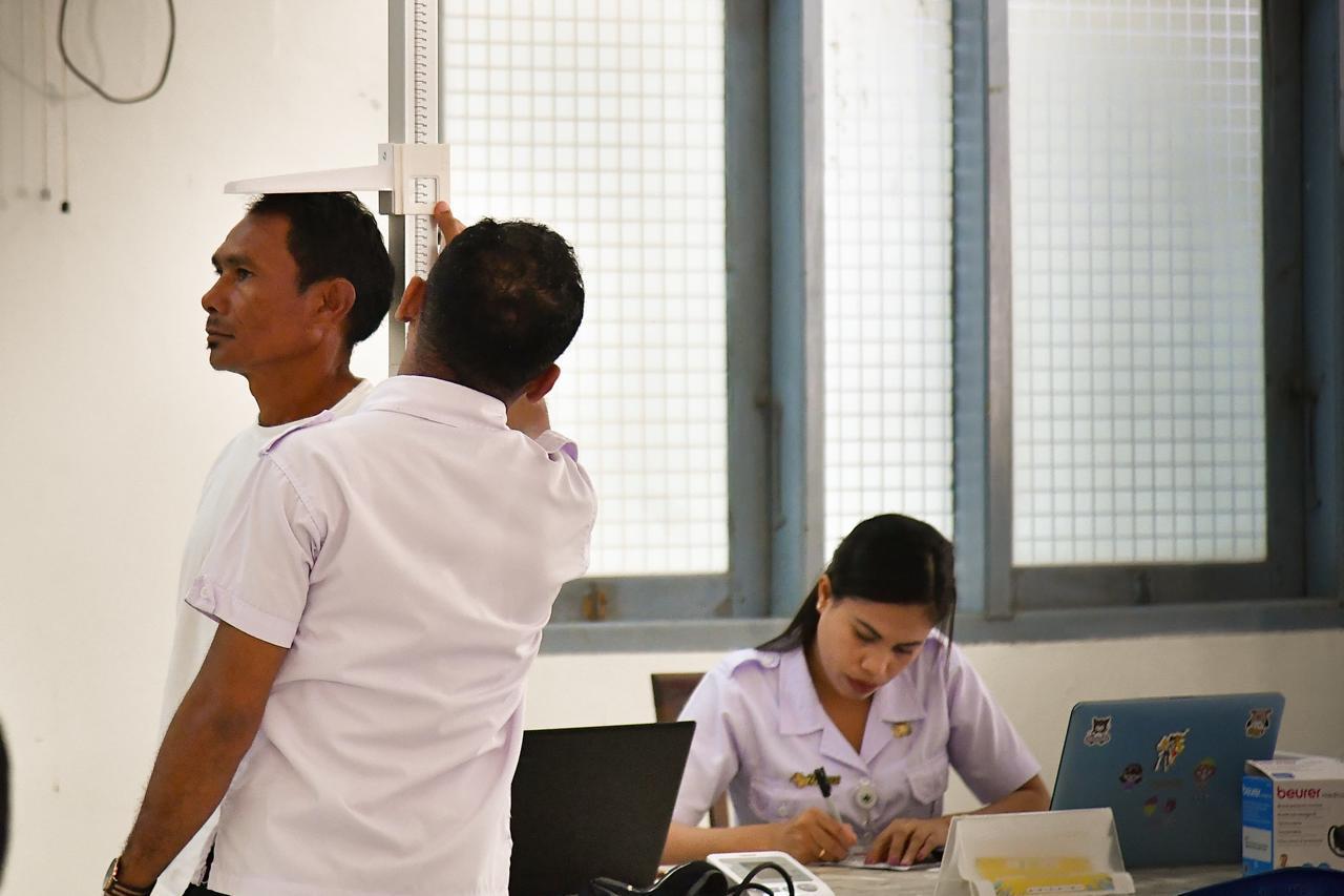 Program periksa kesehatan gratis di Kabupaten Rote Ndao, Nusa Tenggara Timur. (Foto/doc. Setkab)