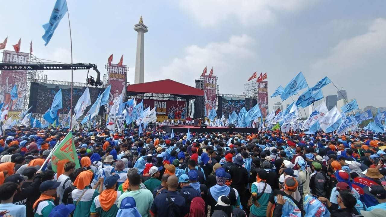 Suasana Hari Buruh 2025 di Monas. (BeritaNasional/Oke Atmaja)