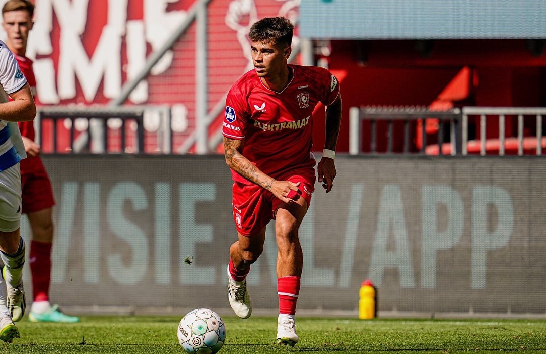 Mees Hilgers Dikabarkan Merapat ke Crystal Palace, Bakal Berlaga di Premier League? Pemain FC Twente dan Timnas Indonesia, Mees Hilgers. (Foto/Twente)