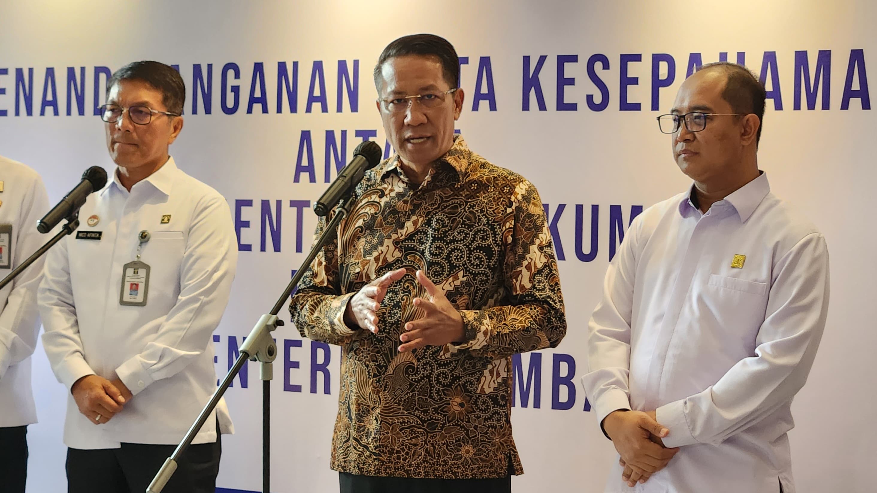 Menkum Supratman: Kewarganegaraan Eks Marinir Satria Arta Gugur Otomatis Menteri Hukum Supratman Andi Agtas. (BeritaNasional/Panji)