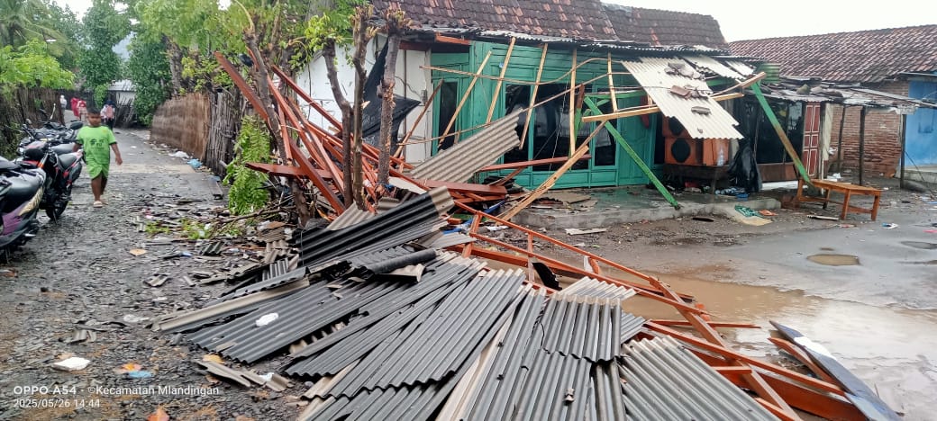 Dampak cuaca ekstrim di  Kabupate Situbondo (BeritaNasional/BNPB)