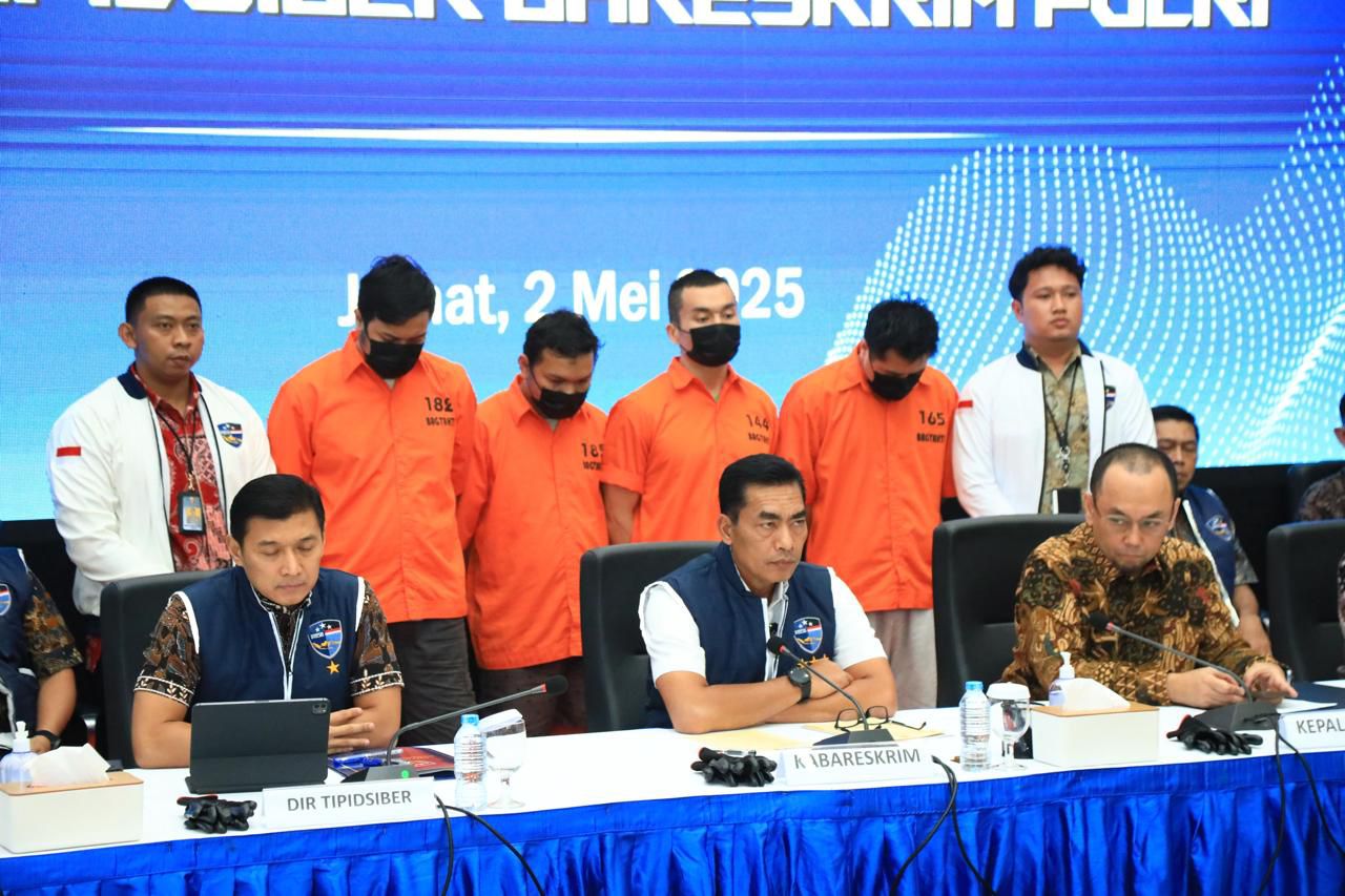 Konfrensi pers Polri ungkap judi online internasional. (BeritaNasional/dok Polri)