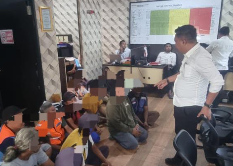 Preman yang berhasil dibekuk Polda Banten dan Polresta Serang Kota. (BeritaNasioanal/Bactiarudin Alam)