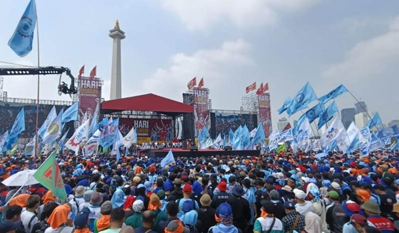 Prabowo: Kita Tidak Akan Biarkan Rakyat Di-PHK Seenaknya Presiden Prabowo di Hari Buruh (Beritanasional/Oke Atmaja)