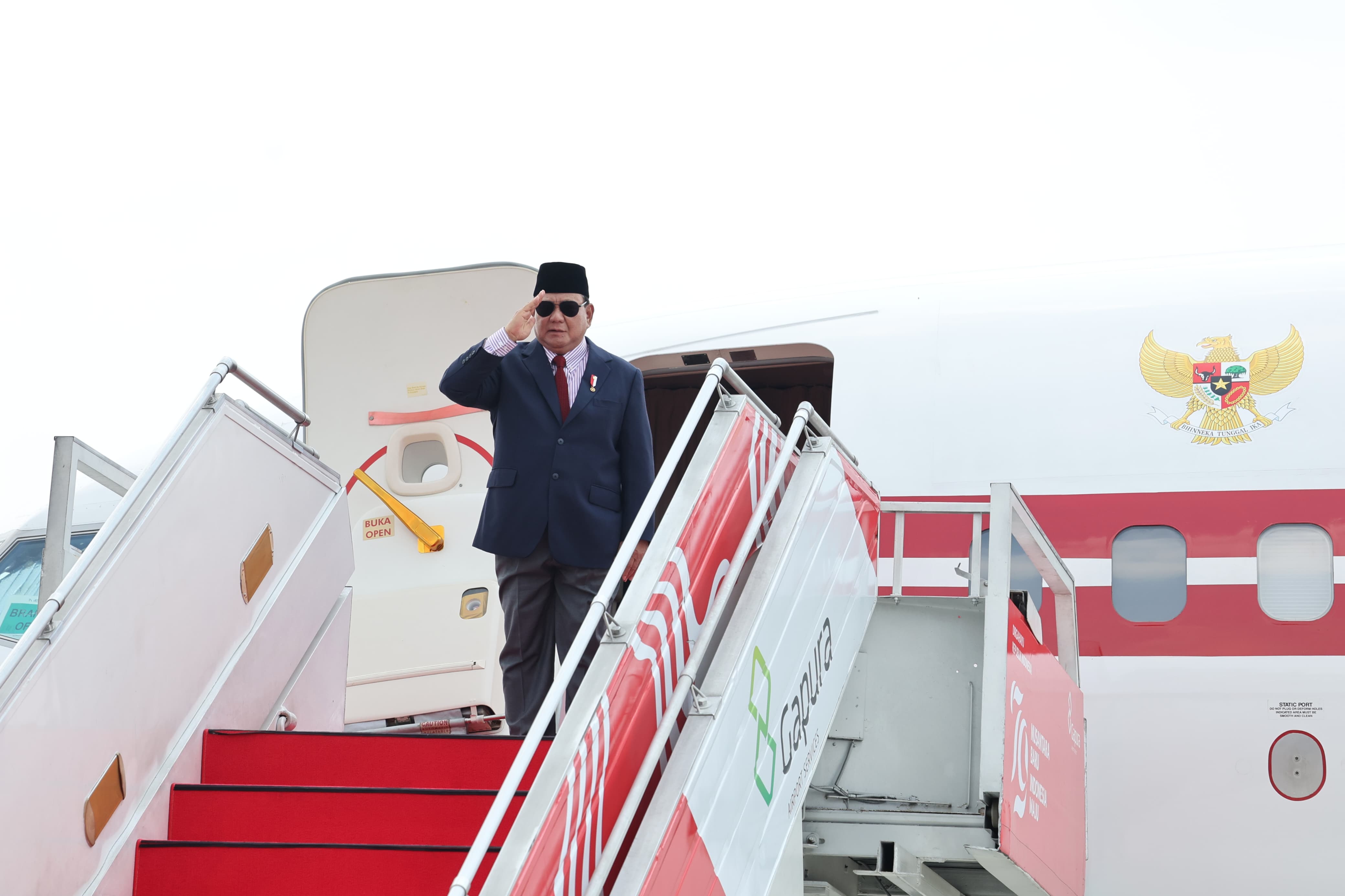 Presiden Indonesia Prabowo Subianto tiba di tanah air. (Foto/BPMI Setpres)