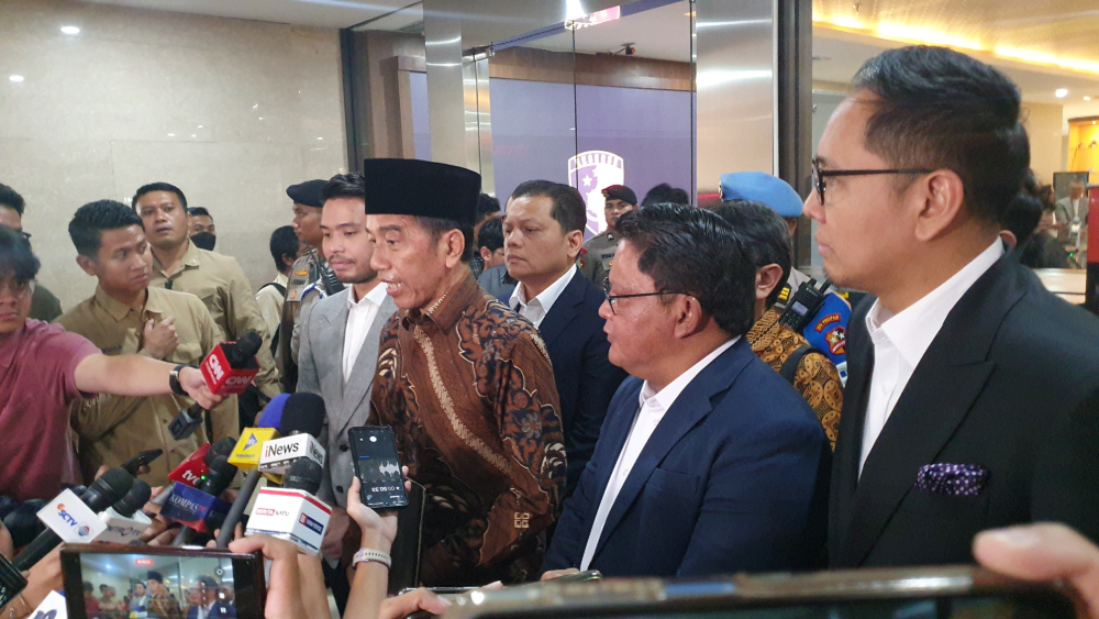 Presiden Ke-7 Indonesia Joko Widodo saat diwawancarai di Bareskrim Polri. (BeritaNasional/Bachtiarudin Alam)