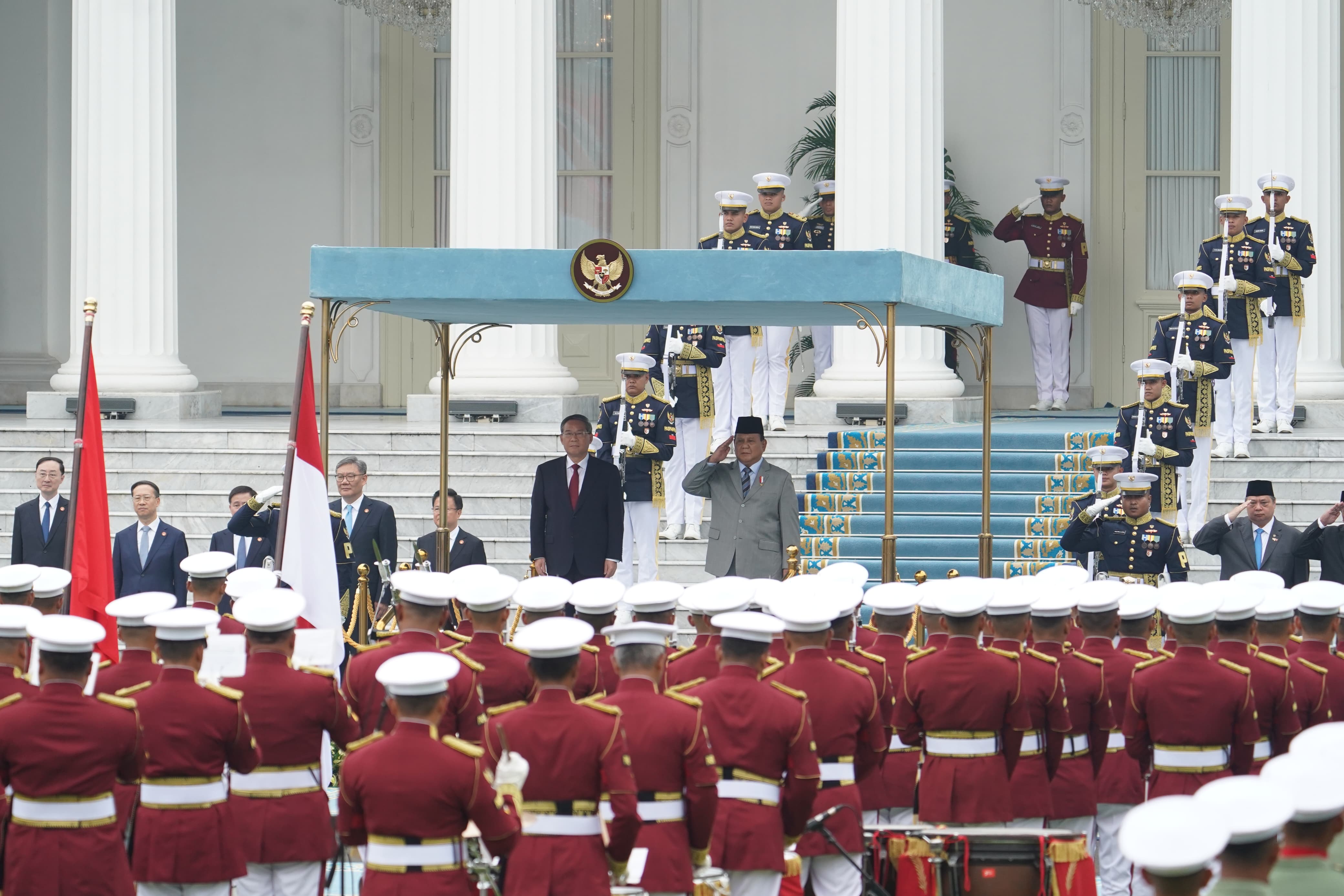 Presiden Prabowo Sambut PM Cina Li Qiang dengan Upacara Resmi di Istana Merdeka. (Foto/BPMI)