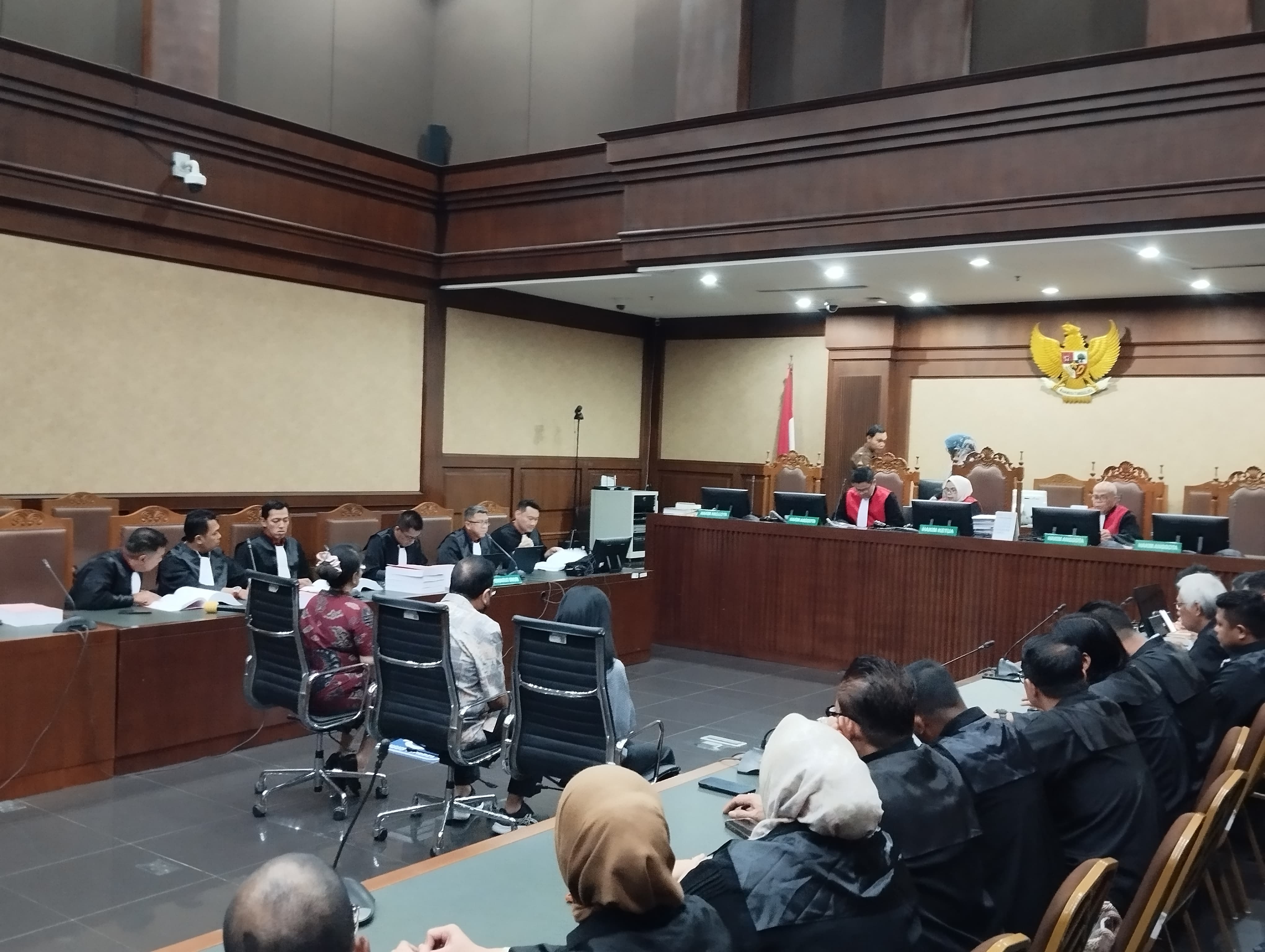 Eks Pejabat MA Zarof Ricar Dituntut 20 Tahun Penjara dalam Kasus Suap dan Gratifikasi. (BeritaNasional/Panji)