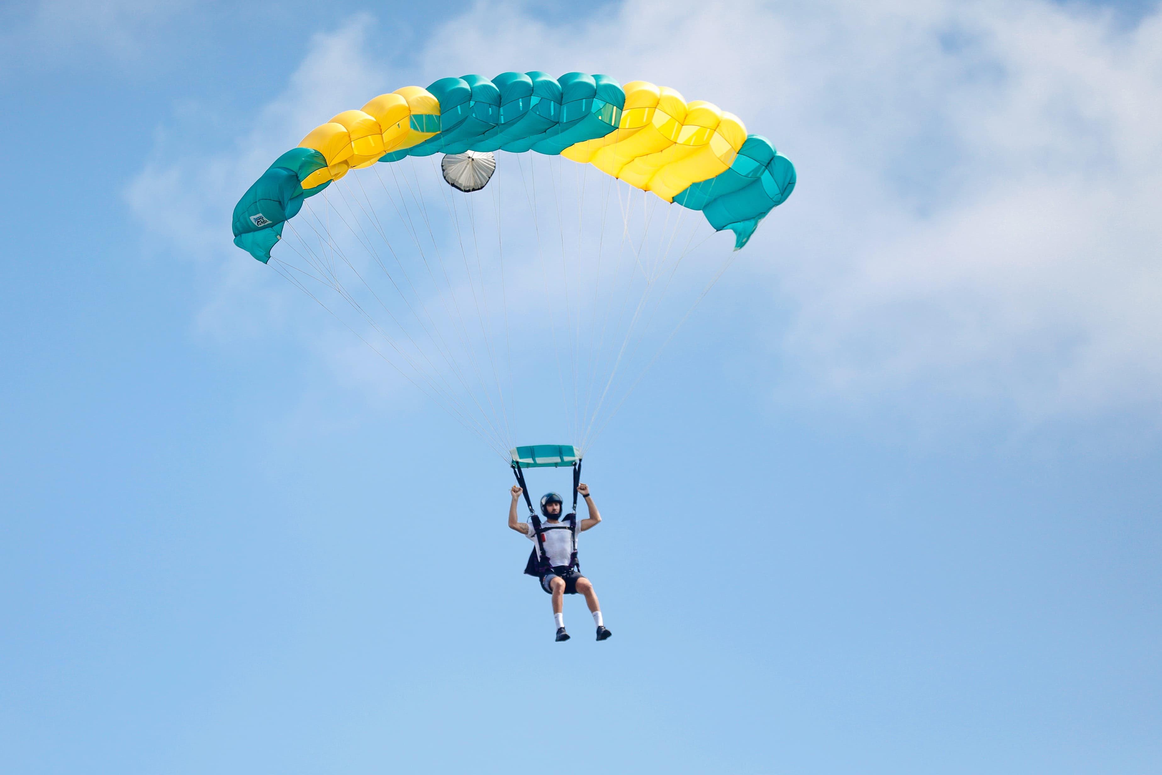 Skydiver asal India Manik Addarwal. (Foto/Febri)