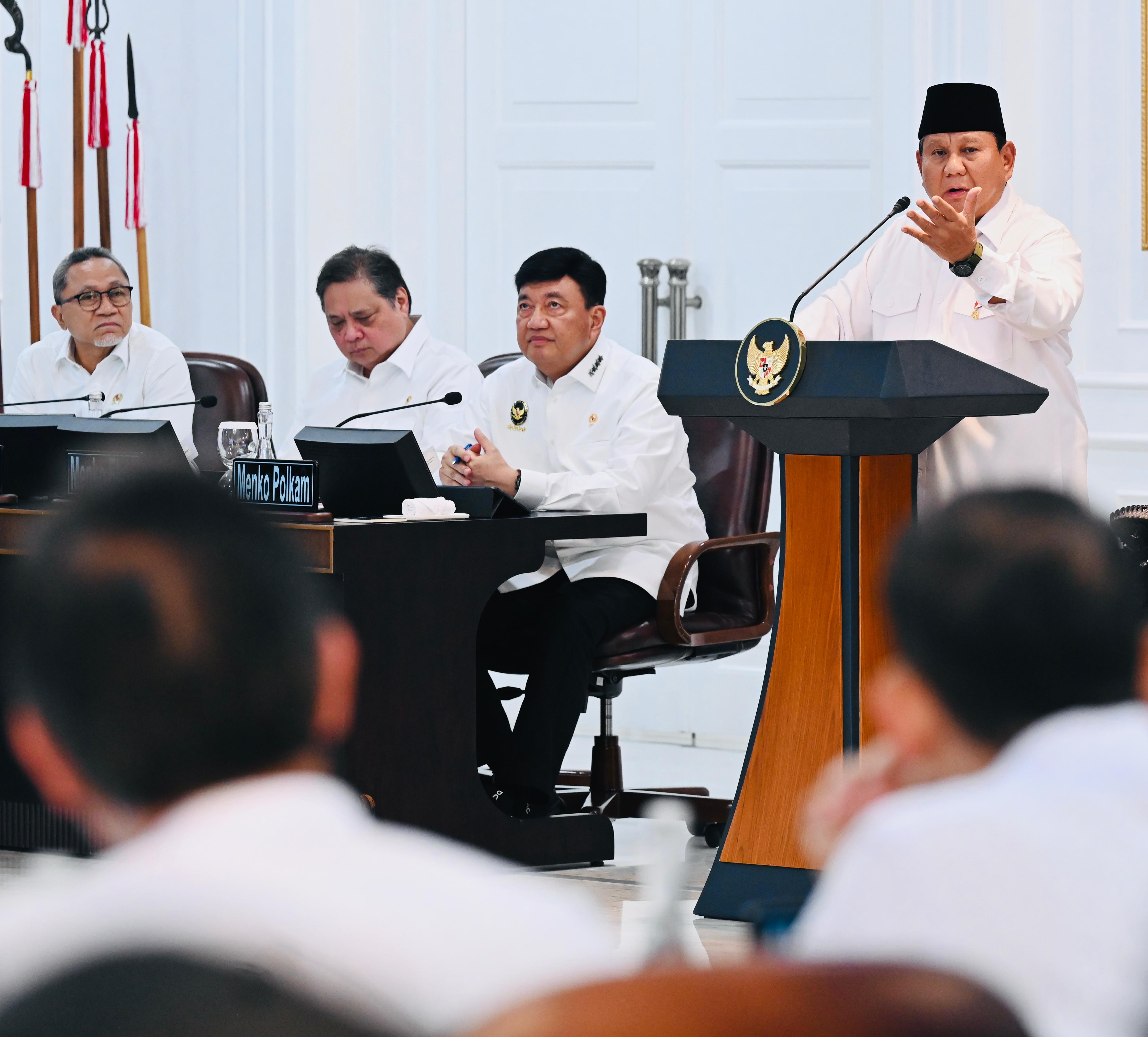 Presiden Prabowo Subianto saat rapat kabinet (BeritaNasional/Oke Atmaja)