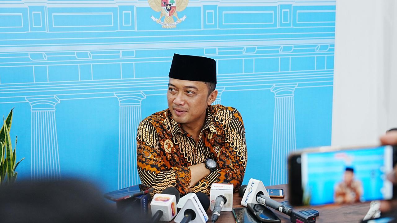Mensekneg dan Jubir Presiden Prasetyo Hadi (BeritaNasional/Setpres)