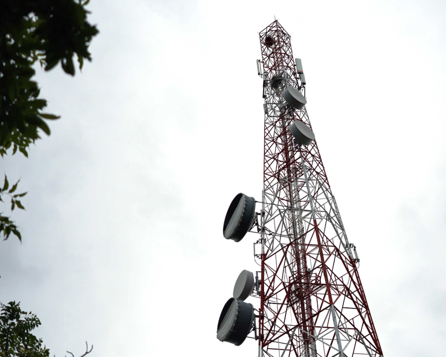 Telkomsel Perluas Jaringan 5G di Makassar, 73 BTS Hyper 5G Sudah Aktif Pelanggan Telkomsel di Makassar kini dapat menikmati koneksi Hyper 5G yang stabil dan berkecepatan tinggi di berbagai penjuru kota. (Foto/doc. Tsel)