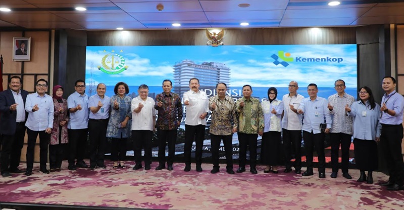 Menkop Budi Arie temui Jaksa Agung (Beritanasional/Bachtiar)